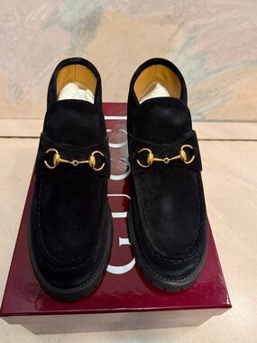 Gucci
Gucci Horsebit Ankle Boots